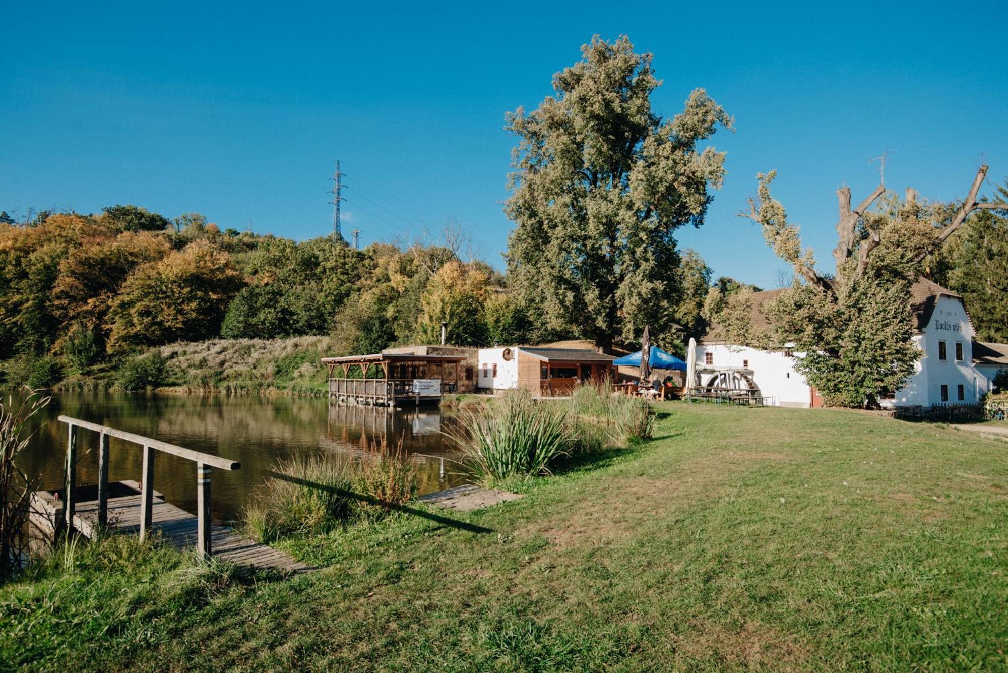 Porcuv Mlyn Ξενοδοχείο Bykovice Εξωτερικό φωτογραφία